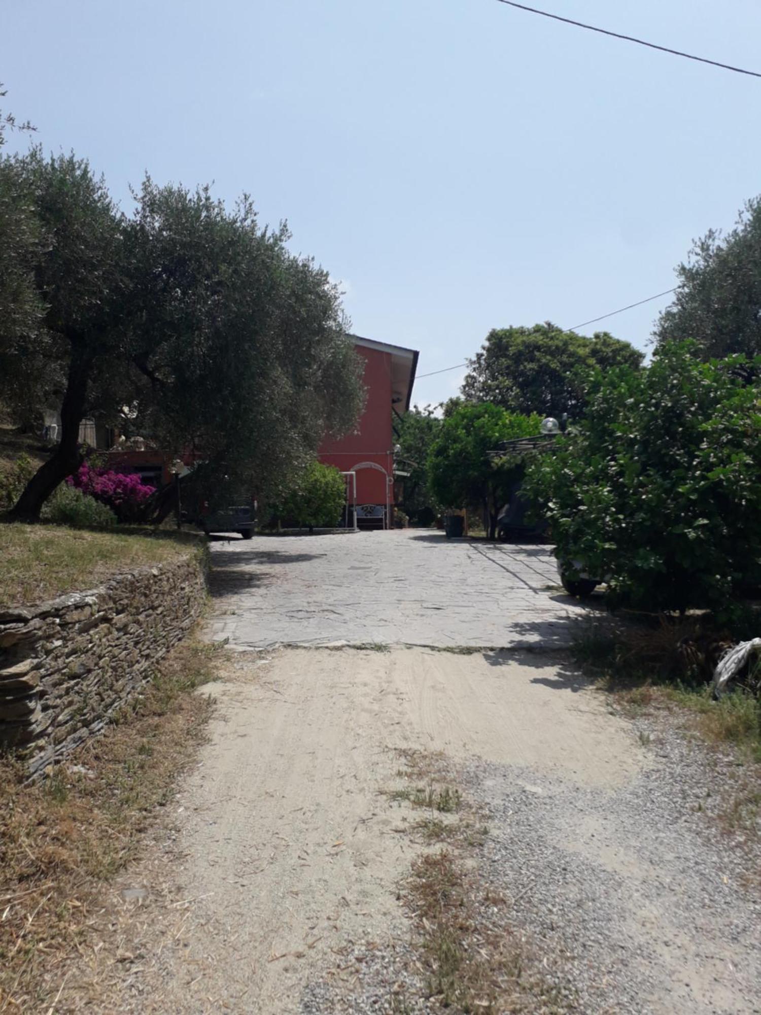 Tigullio Vacations Panoramica Apartments Lavagna Exterior foto